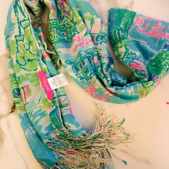 Lilly Pulitzer Accessories - Lilly Pulitzer Murfee Scarf and Golden Palm Earrings bundle. Both never worn.